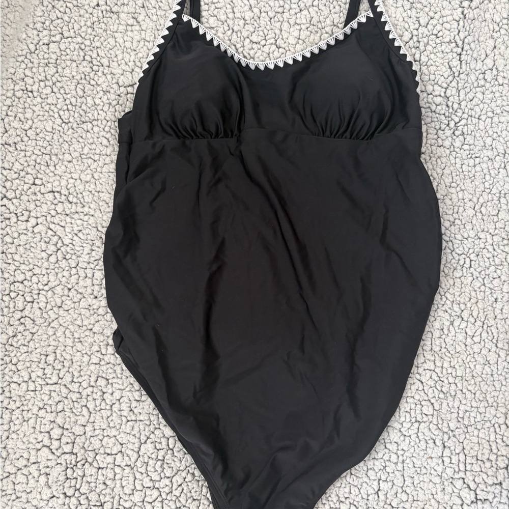 NEW Cupshe Black One Piece Swimsuit with White Accents sz L